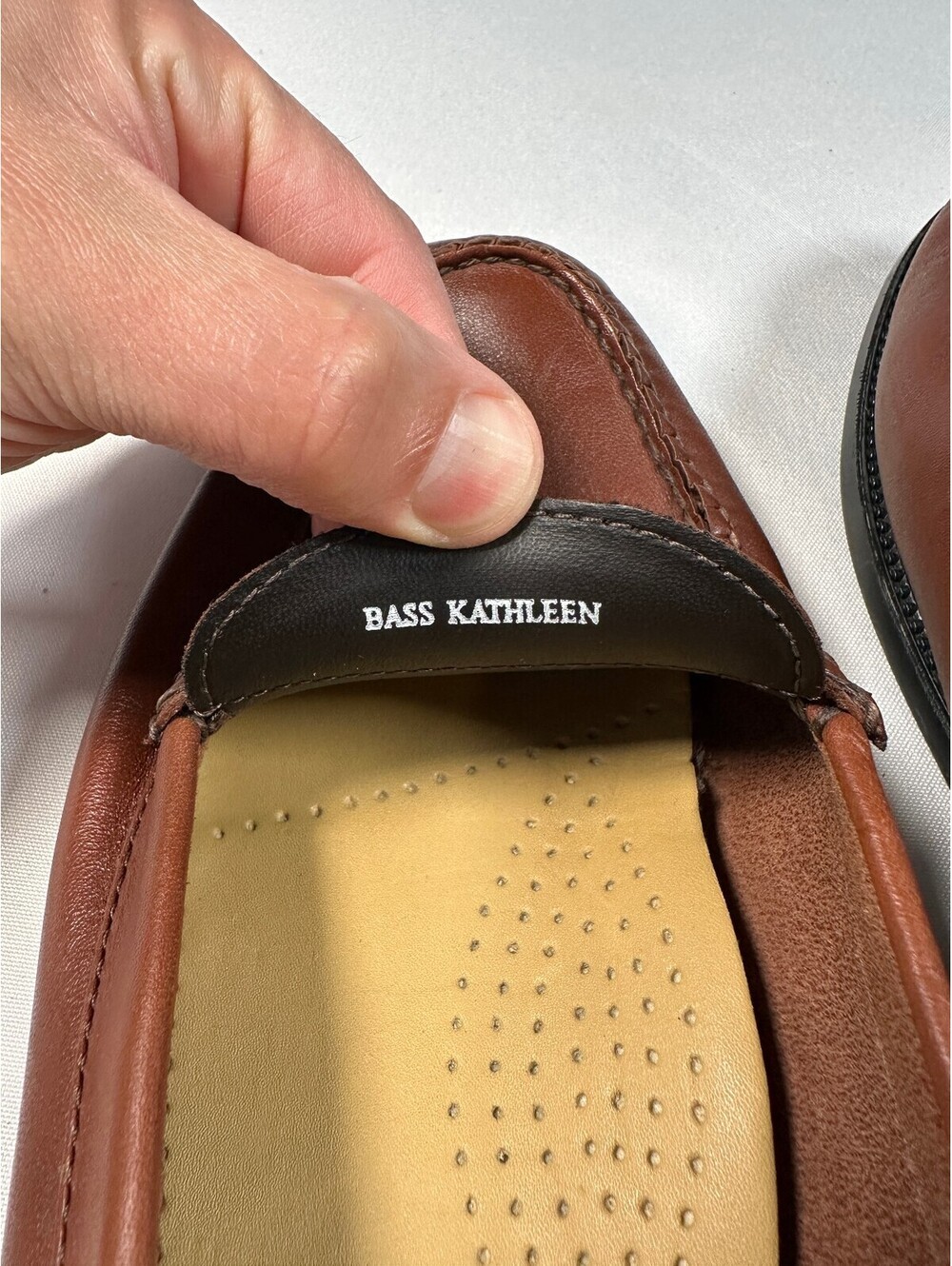 G.H. Bass Weejuns Kathleen Cognac Brown Leather Penny Loafers Women's 9 W Wide - Picture 6 of 7